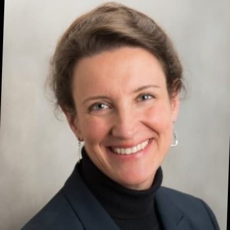 Julie Lautens Portrait